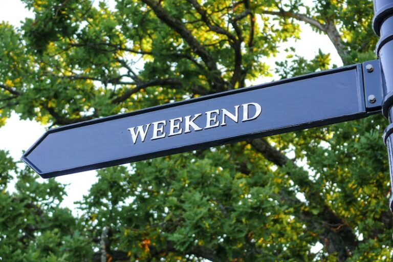 20 Weekend Quotes for Relaxation