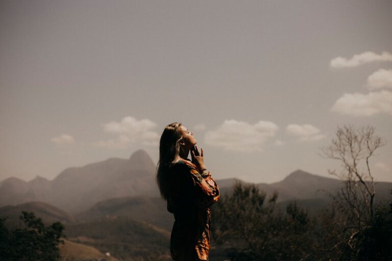 What to Do When You Don't Know Why You're Anxious