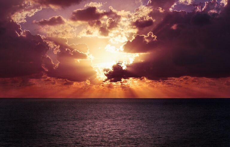 20 Sunset Quotes for Reflection