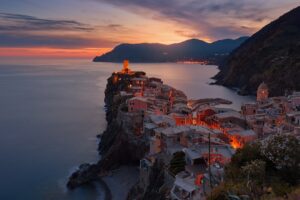 30 Quotes About Traveling and Discovery