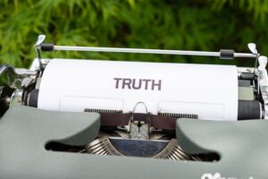25 Quotes About Truth and Honesty