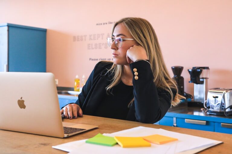 20 Techniques for Effective Brainstorming Sessions