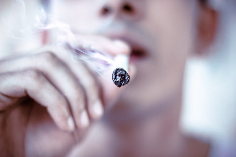 12 Steps to Break Bad Habits