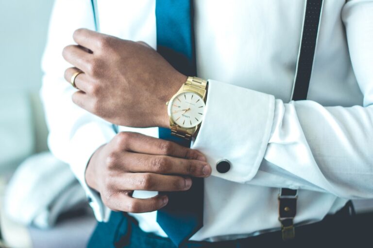 8 Essential Skills for Effective Networking