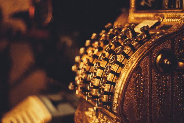 17 Budget-Friendly Hacks to Save Money