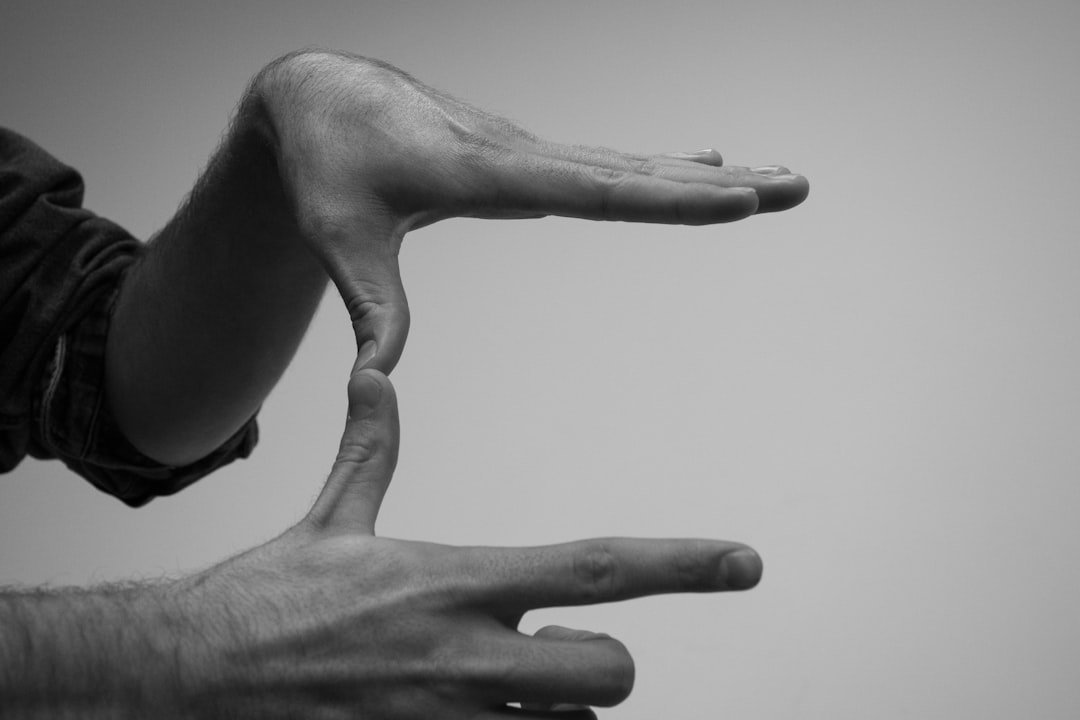 20 Body Language Tips for Better Communication