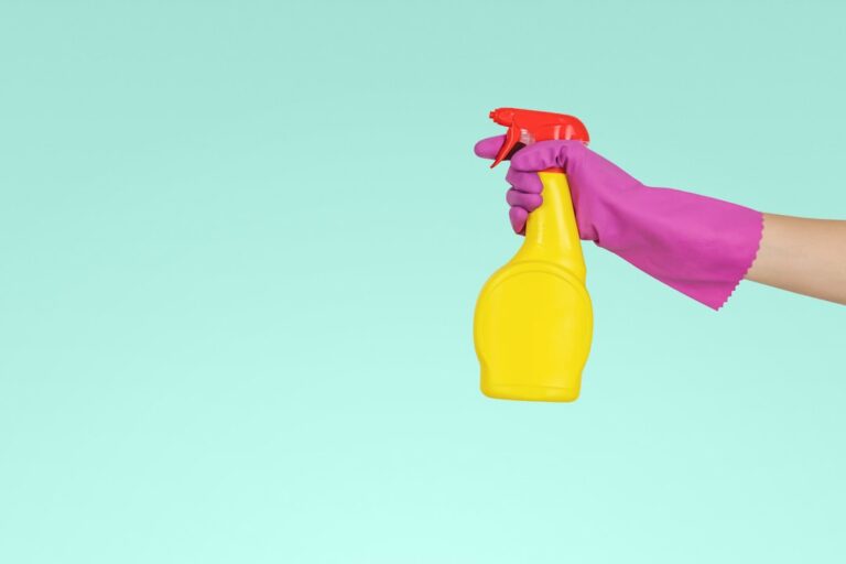 10 DIY Cleaning Solutions That Really Work