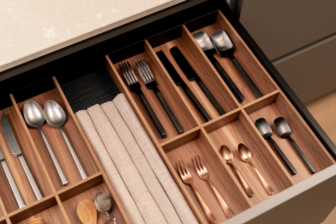 20 Genius Hacks for Organizing Small Kitchens