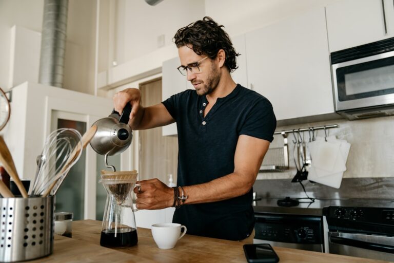 15 Hacks to Speed Up Your Morning Routine