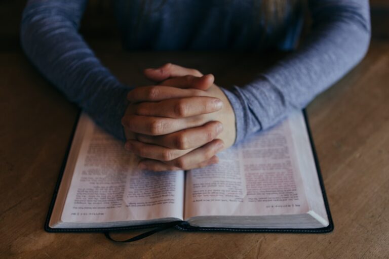 25 Daily Prayers for Strength