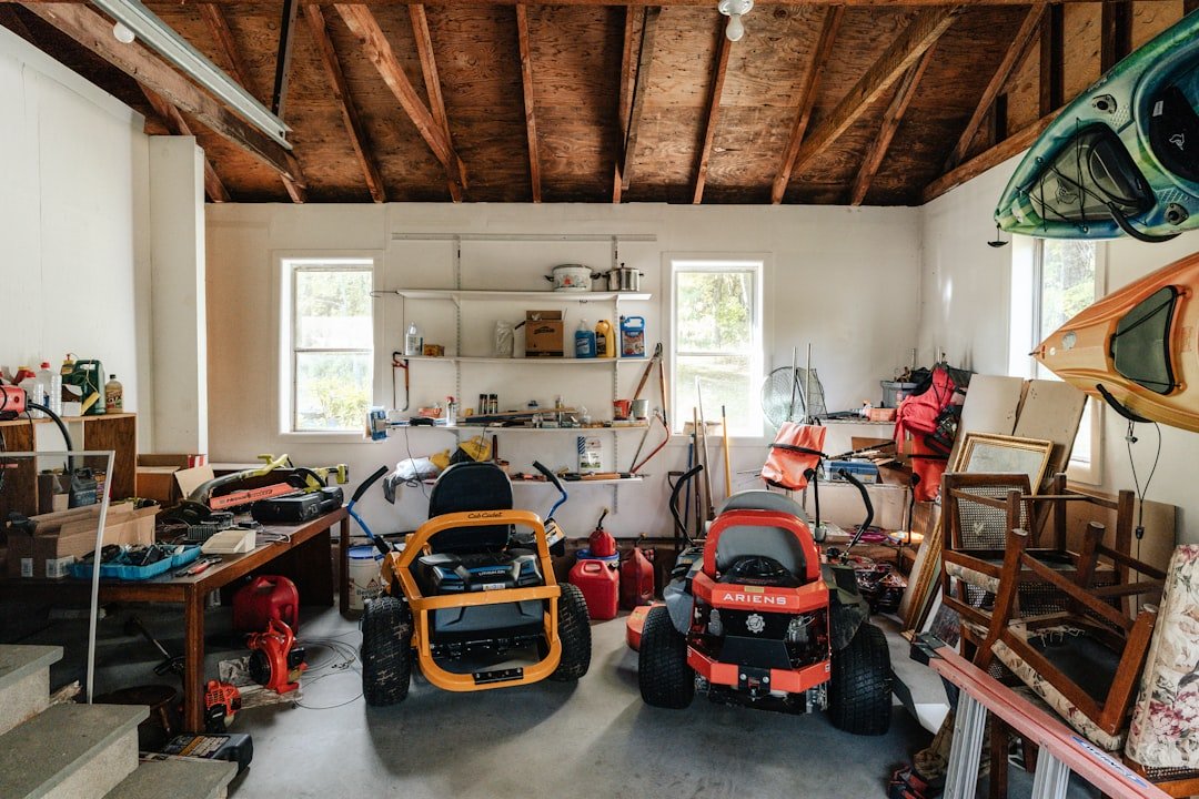 15 Hacks for Garage Organization