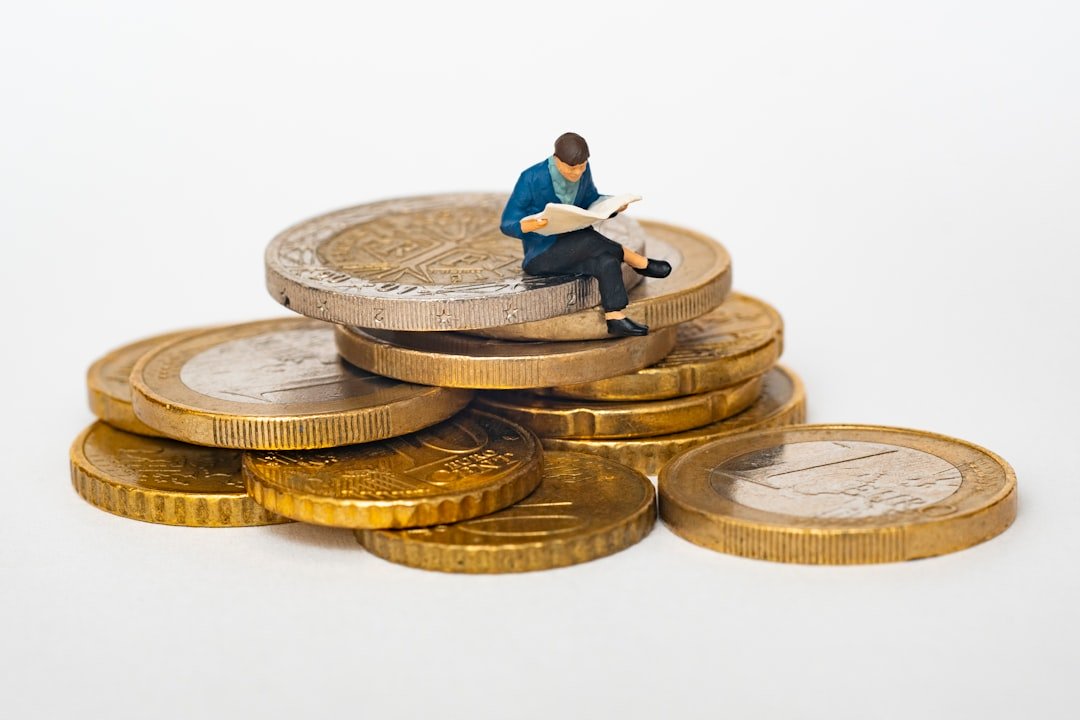 10 Strategies to Curb Impulse Shopping