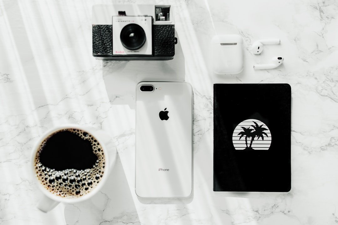 10 Ideas for Minimalist Hobbies