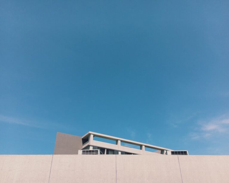 10 Ideas for Minimalist Pastimes