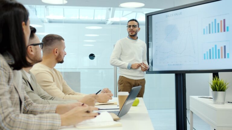 20 Ways to Strengthen Analysis Skills