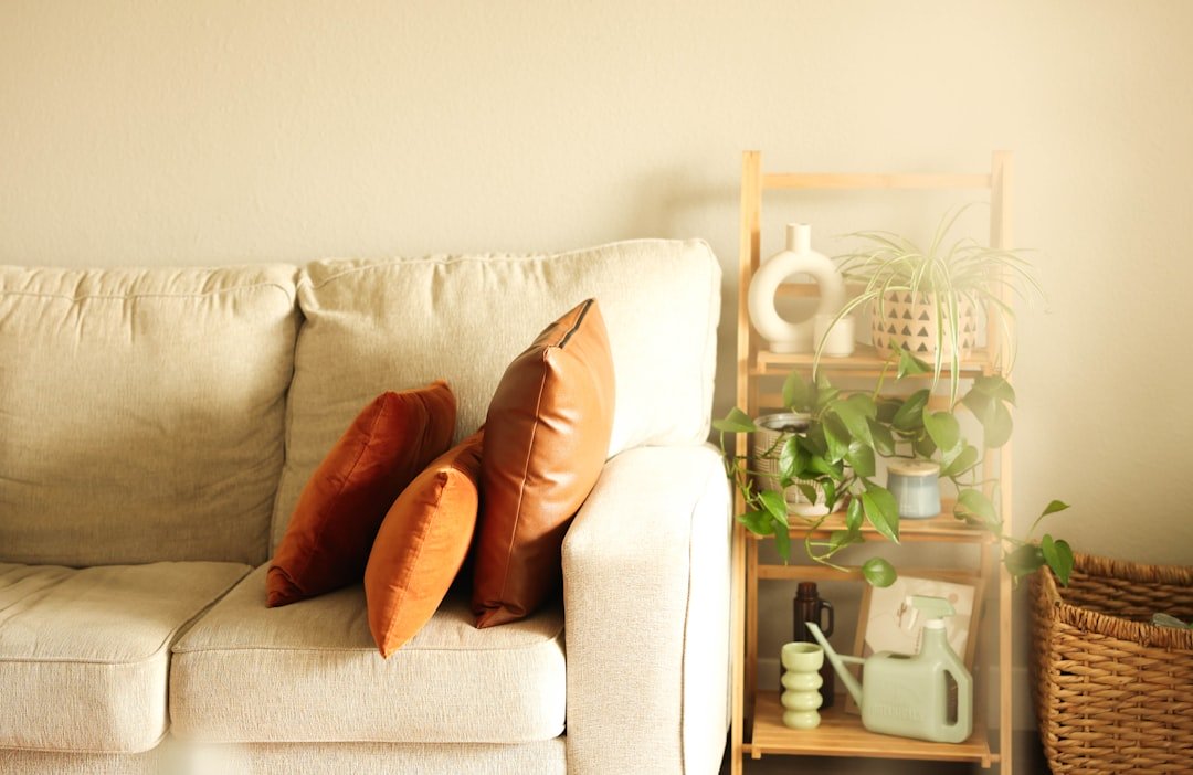 20 Tips for Minimalist Home Design