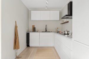 15 Ideas for Minimalist Pantry