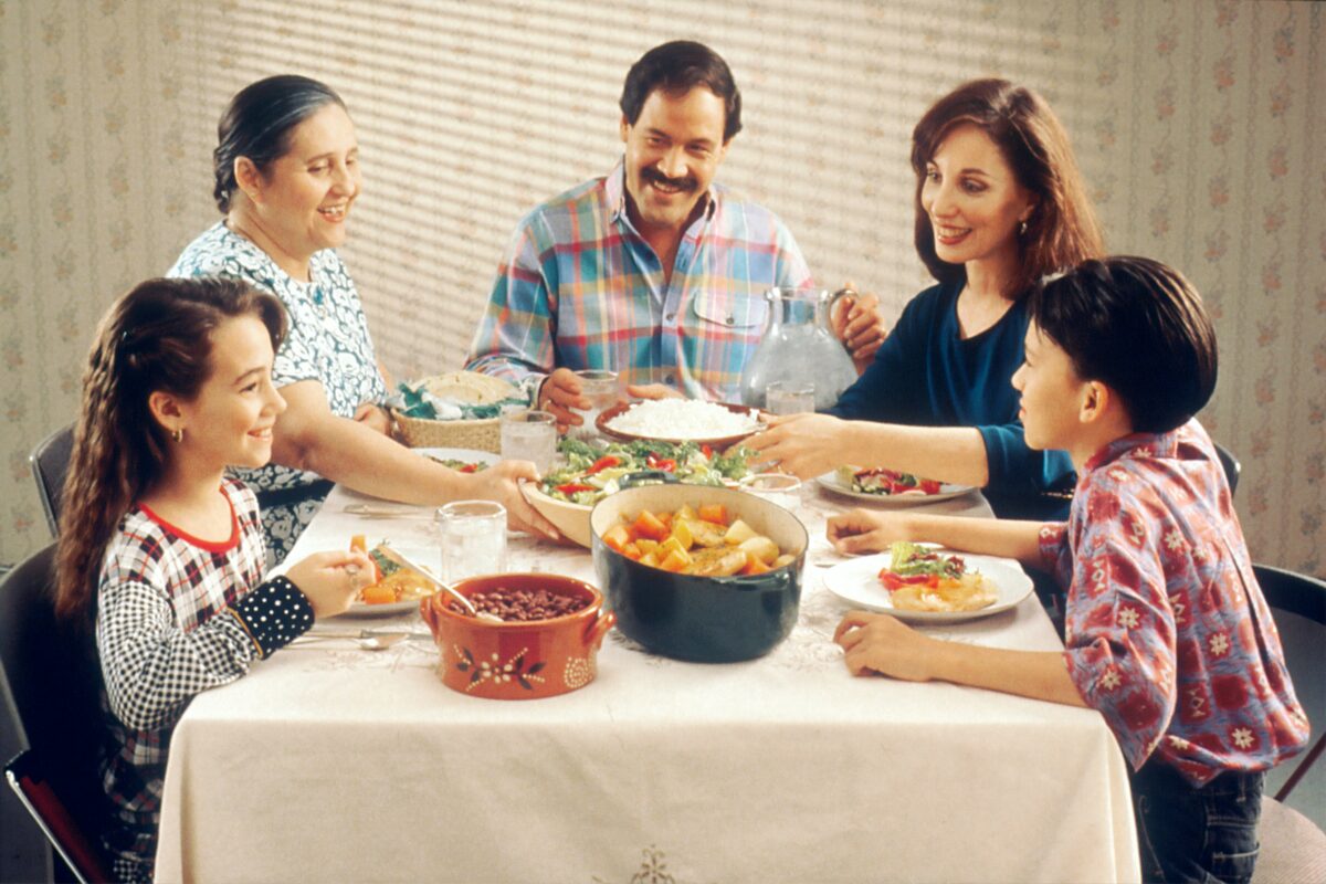 Therapists' Most Important Boundary to Set During Family Gatherings