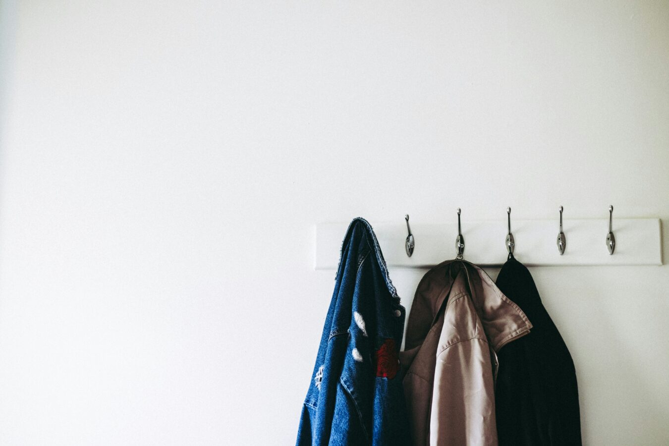 Efficient Hacks for Winter Wardrobe Switches