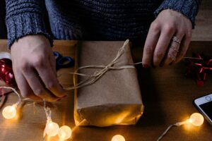 20 Life Hacks for Budget-Friendly Gifts