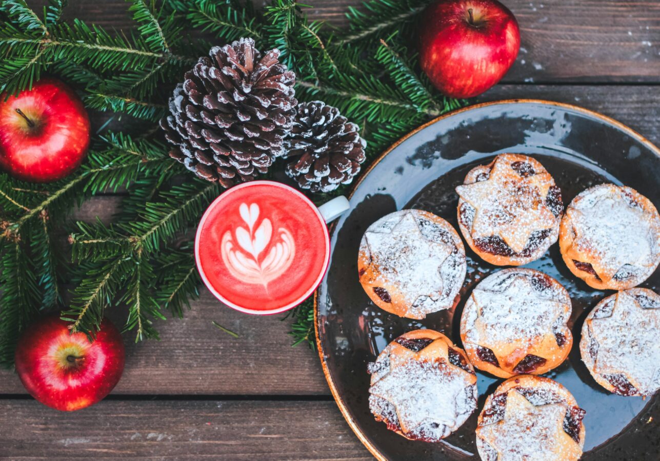 10 Simple Recipes for Cozy Christmas Cookies