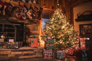 15 Quotes About Christmas Family Time