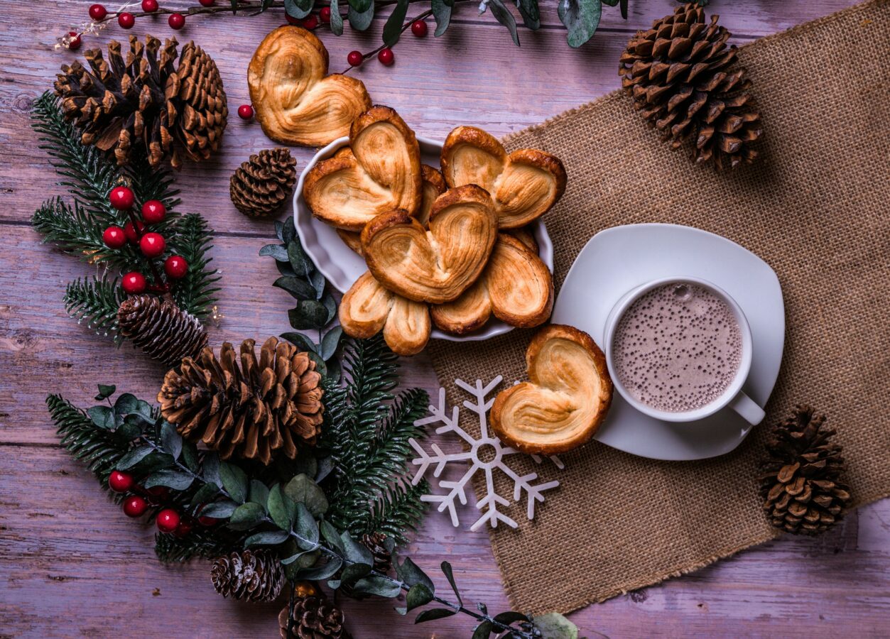 10 Simple Recipes for Festive Holiday Snacks