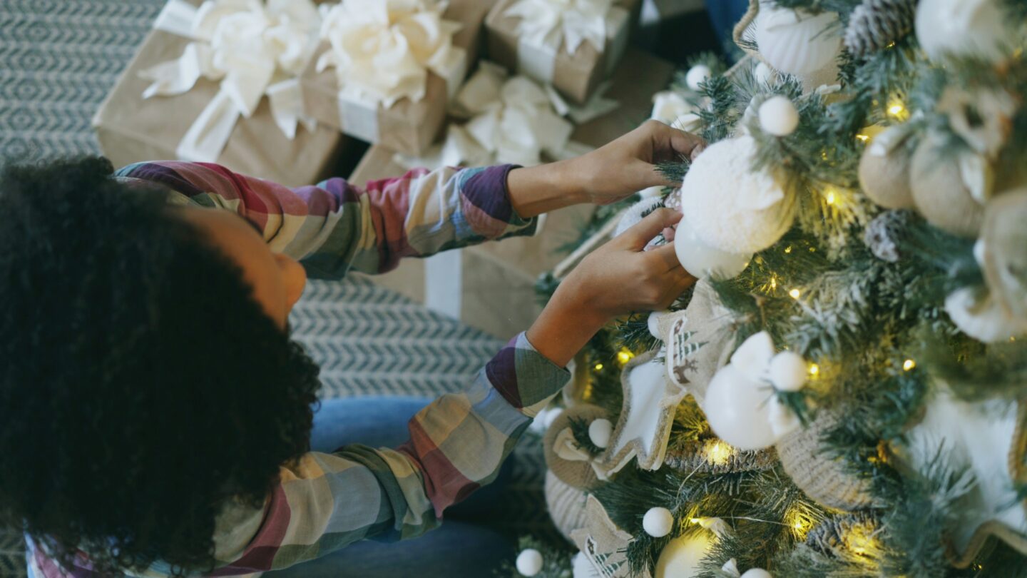 15 Quotes on Holiday Traditions and Joy