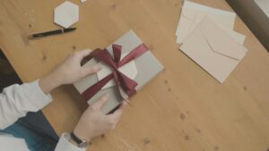 20 Hacks to Wrap Gifts Like a Pro