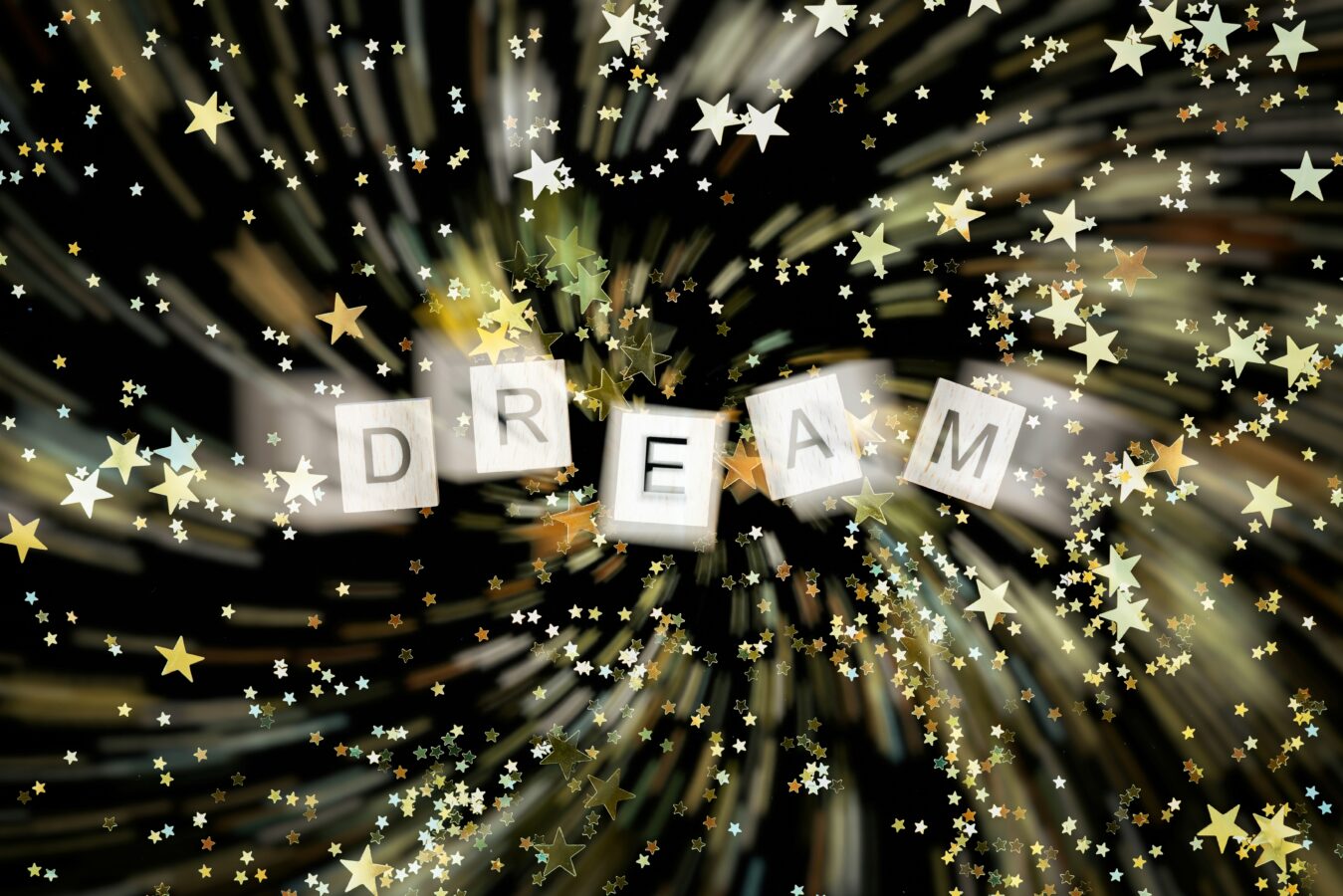 15 Quotes About New Year Aspirations and Dreams