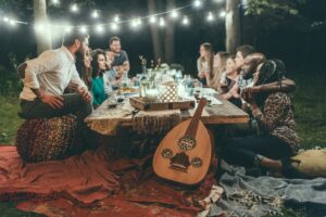 15 Simple Living Tips for Warm Gatherings