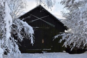 20 Life Hacks for Cozy Winter Living